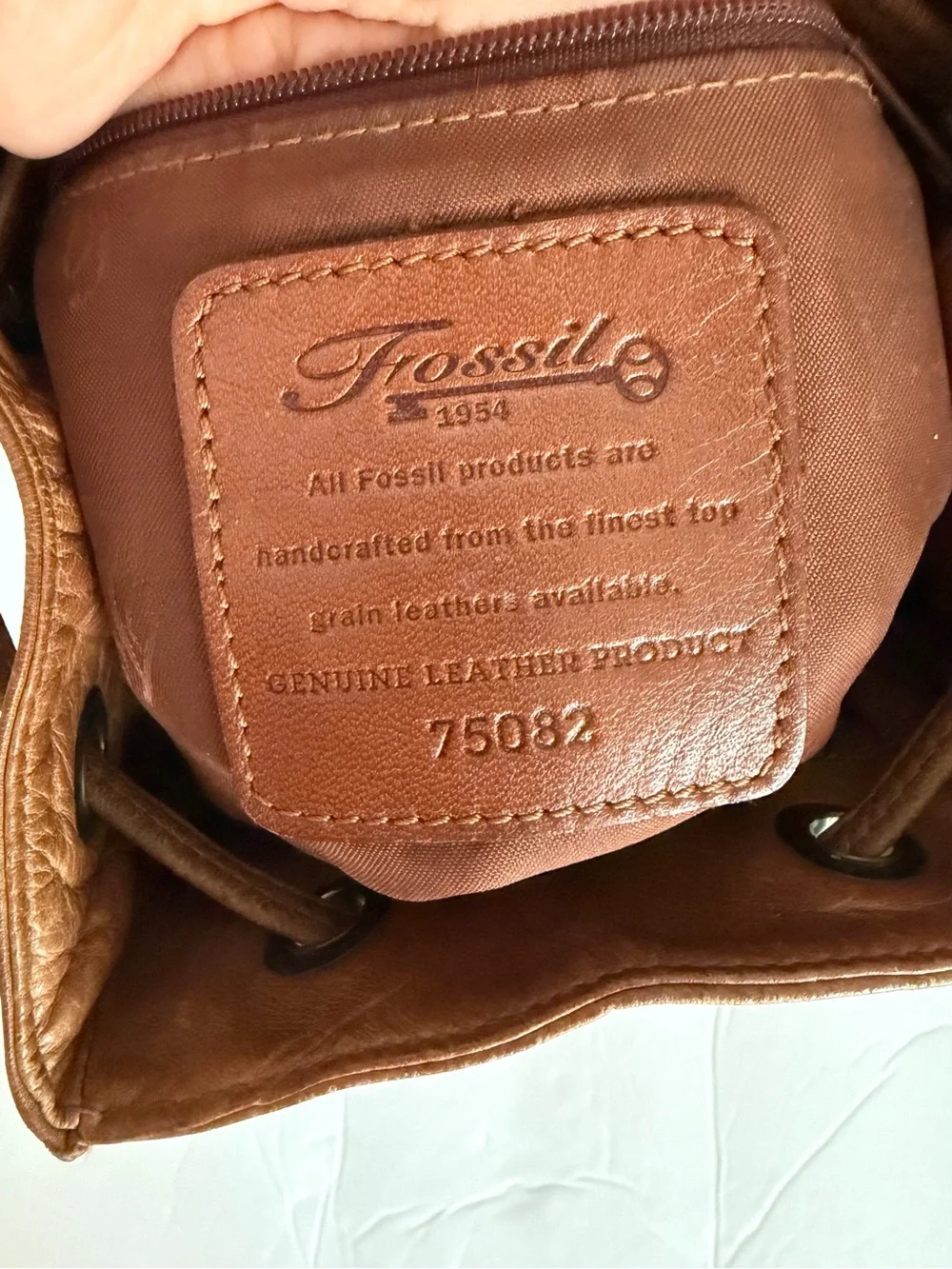 Fossil Vintage Cognac Leather Drawstring Bucket Backpack Purse Bag Key Zipper